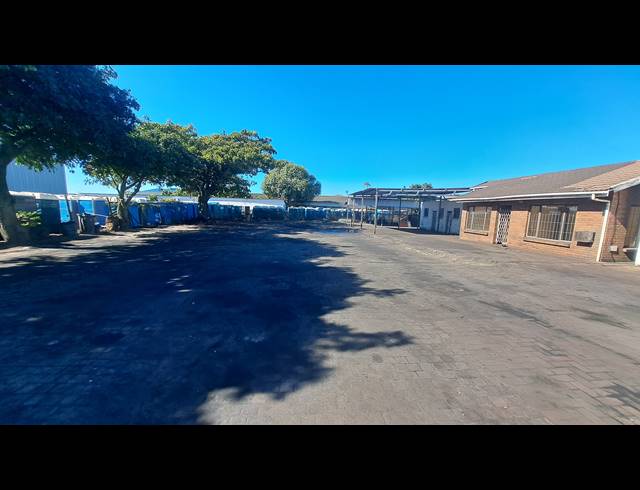 320M² INDUSTRIAL YARD TO LET IN ALTON